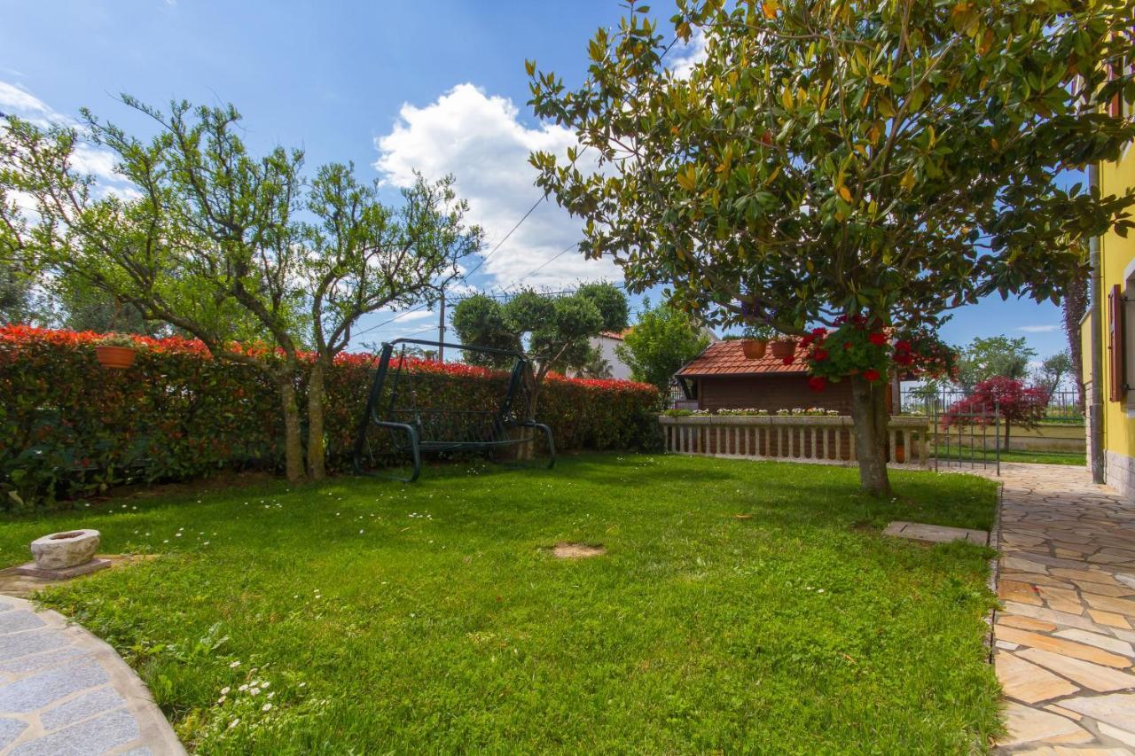 Apartma Jelka Secovlje Exterior photo